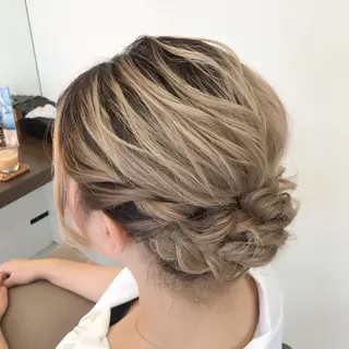 ミディアム ヘアアレンジ シールエクステ✨️韓 国羽エクステ🪽和希のヘアスタイル