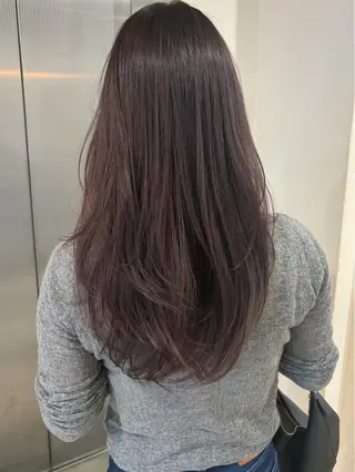 ロング カラー くすみカラー / 肌馴染み/ 花房佑夏のヘアスタイル