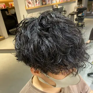 ショート パーマ メンズ 梅田茶屋町メンズ 専門美容師 山元一平のヘアスタイル