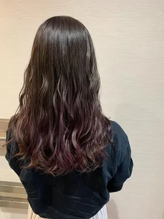 ロング カラー 蓮見  友里のヘアスタイル