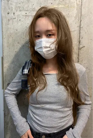 セミロング カラー [lani ] konatsuのヘアスタイル