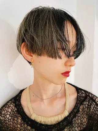 ショート 小林 明彦のヘアスタイル