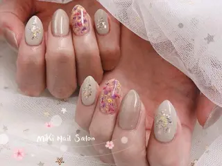 ネイル MiKi Nai池袋 長さだし得意のネイルデザイン