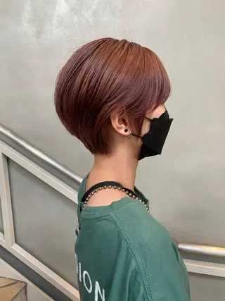 ショート 艶カラー　宮﨑 蒼のヘアスタイル