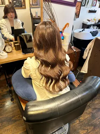 セミロング ヘアアレンジ BRITS 渡辺 菜々子のヘアスタイル