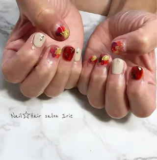 與儀 知佳のネイルデザイン