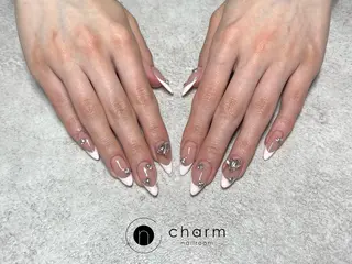 ネイル ネイルルーム チャームのネイルデザイン