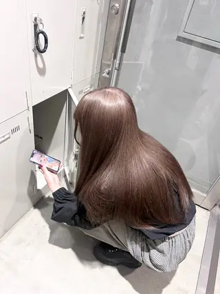 カラー 透明感ベージュ🤎 ナチュラルレイヤーのヘアスタイル