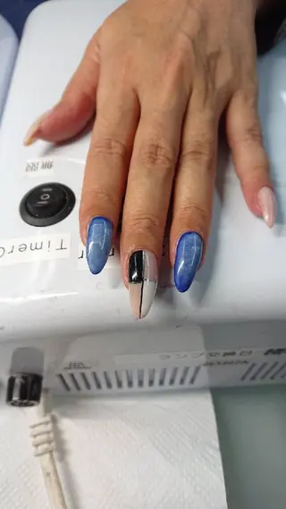 ネイル 愛 ネイルサロンのネイルデザイン