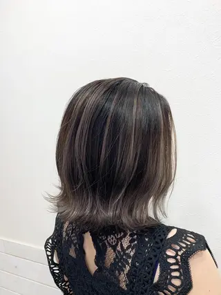 ショート カラー lucia RYOのヘアスタイル