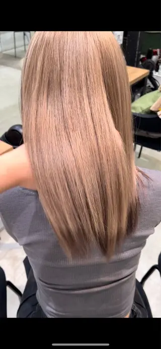 ミディアム カラー 似合わせ×透明感カラ ーなら🎀マリアのヘアスタイル