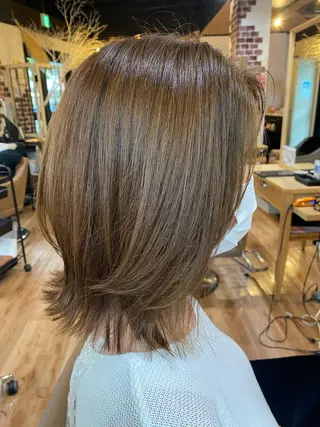 ミディアム 顔周りカット🍑 Zina難波 Akiのヘアスタイル