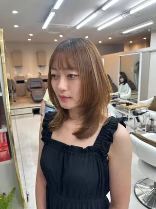 ミディアム 丸山 心 / 艶カラーのヘアスタイル