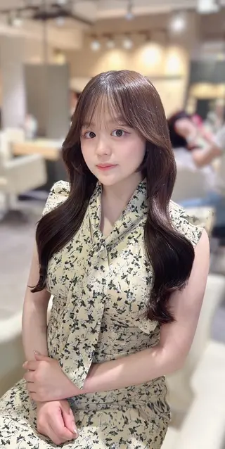 ロング 平尾 樹里のヘアスタイル