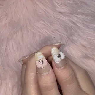 ネイル RIEKO🍒 ワンホン♡推しネイルのネイルデザイン