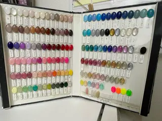 カラー ネイル I. Momokaのネイルデザイン