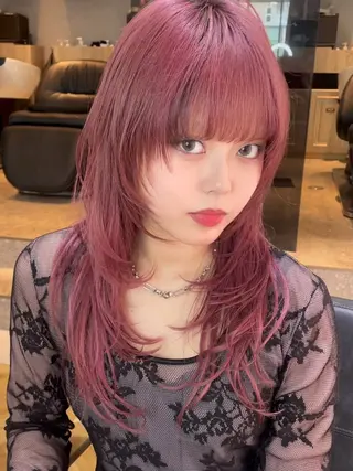 セミロング ハッシュカット🖤✨ 顔周り/韓国ヘアのヘアスタイル