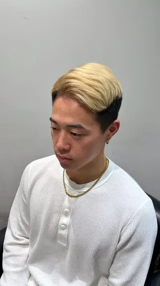 ショート 余崎 優花のヘアスタイル