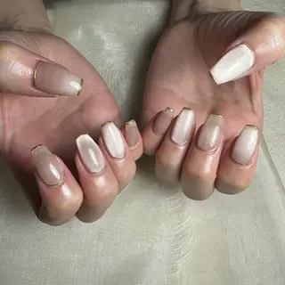ネイル 里見 麗のネイルデザイン