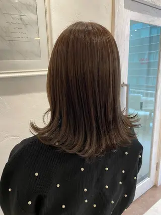 ミディアム 髪質改善艶髪✂︎小寺 透明感カラーのヘアスタイル