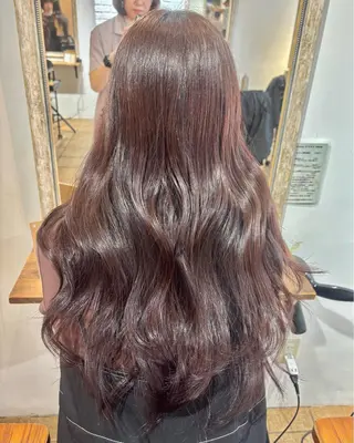 ロング カラー カネコ ナナミのヘアスタイル