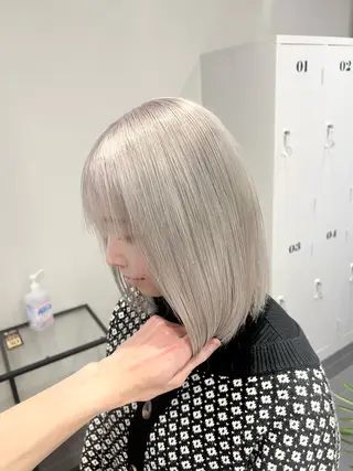 カラー SALOWIN栄 高須大貴のヘアスタイル
