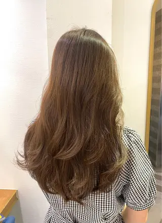 ロング カラー レイヤーカット /透明感カラー西田のヘアスタイル
