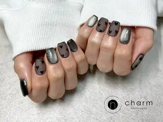 ネイル ネイルルーム チャームのネイルデザイン