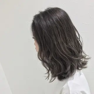 カラー MERu/高橋裕之 /レイヤー/艶カラーのヘアスタイル