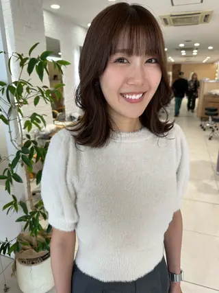 セミロング 小山 美月のヘアスタイル