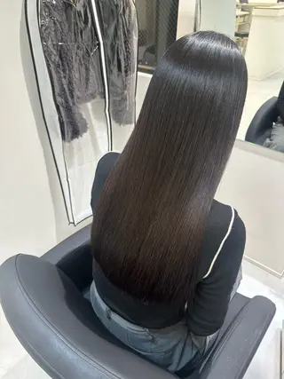 ロング Emuest心斎橋 SAKIのヘアスタイル