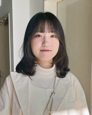 ミディアム かわい りほのヘアスタイル