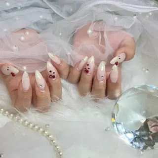 ネイル Ema nail 枚方店所属・EmaNail枚方店 AYANO🎀💞のネイルデザイン