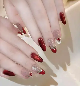 ネイル AKIKO ネイルサロンのネイルデザイン