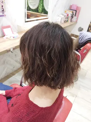 ショート パーマ 吉岡 三四朗のヘアスタイル