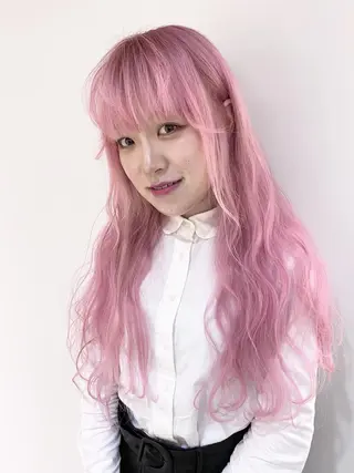 カラー サイレント美容師 アイリィのヘアスタイル