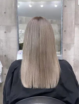 セミロング カラー ヘアアレンジ メンズ 🌈【🎀ヘアデザイ ナー🎀】✨ノン✨のヘアスタイル