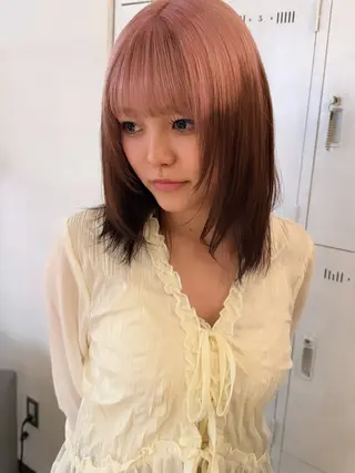 ミディアム カラー ✨艶ブリーチカラー ✨四ノ宮裕己のヘアスタイル