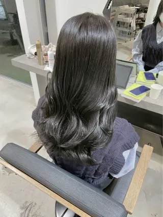 ロング カラー 美髪矯正🍀 似合わせカット渡邊のヘアスタイル