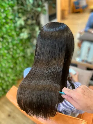 ロング ⚪️髪質改善 縮毛 店長 コウ⚪️のヘアスタイル