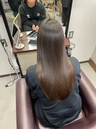 ロング 堀 綾花のヘアスタイル
