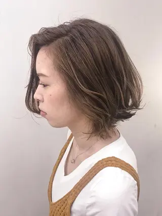 ショート カラー ブリーチカラー/ 岩破瑞希のヘアスタイル