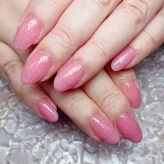 ネイル マグ🧲等なんでも ワンカラー5700円のネイルデザイン