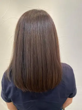 ミディアム カラー トレンドヘアーに🌈 川村　静香のヘアスタイル