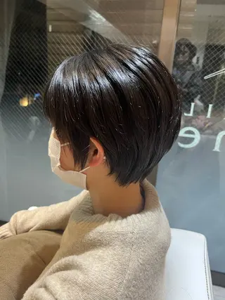 ショート 須藤 百合香のヘアスタイル