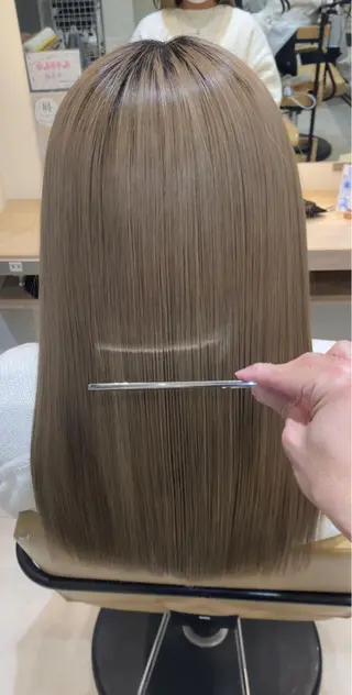 セミロング ⭐️⭐️縮毛矯正の スペシャリスト松本✨のヘアスタイル