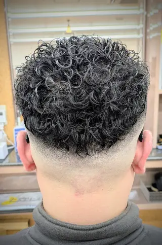 ショート パーマ 理容プラージュ燕三条 福井のヘアスタイル