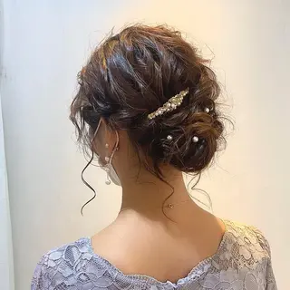 ミディアム ヘアアレンジ 鶴﨑 美優亜のヘアスタイル