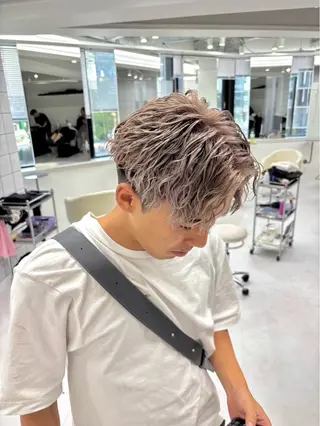 メンズ バレイヤージュ募集中 HAYATOのヘアスタイル