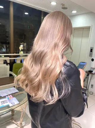 ロング カラー ヘアアレンジ 透明感カラー 古山 結季🌙🖤のヘアスタイル